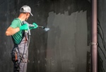 When to Use Dry or Wet Media Blasting