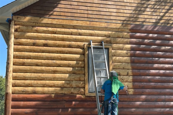 How Often Should Log Homes Be Re-Stained? Tips for Long-Lasting Protection
