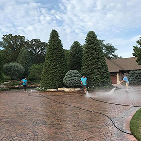 Pre-Treating Paver Driveway for Cleaning